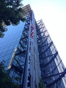 curved steel entry way edith green-wendell wyatt building pdx3