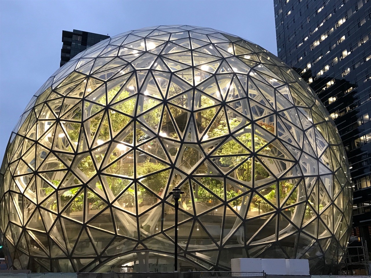 Amazon Curved Steel Spheres