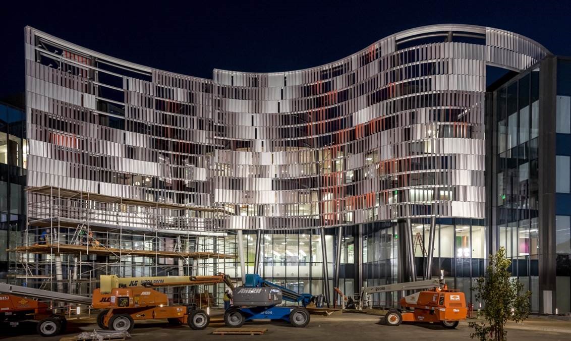 Curved Steel for the Eli Lilly San Diego Biotech Center