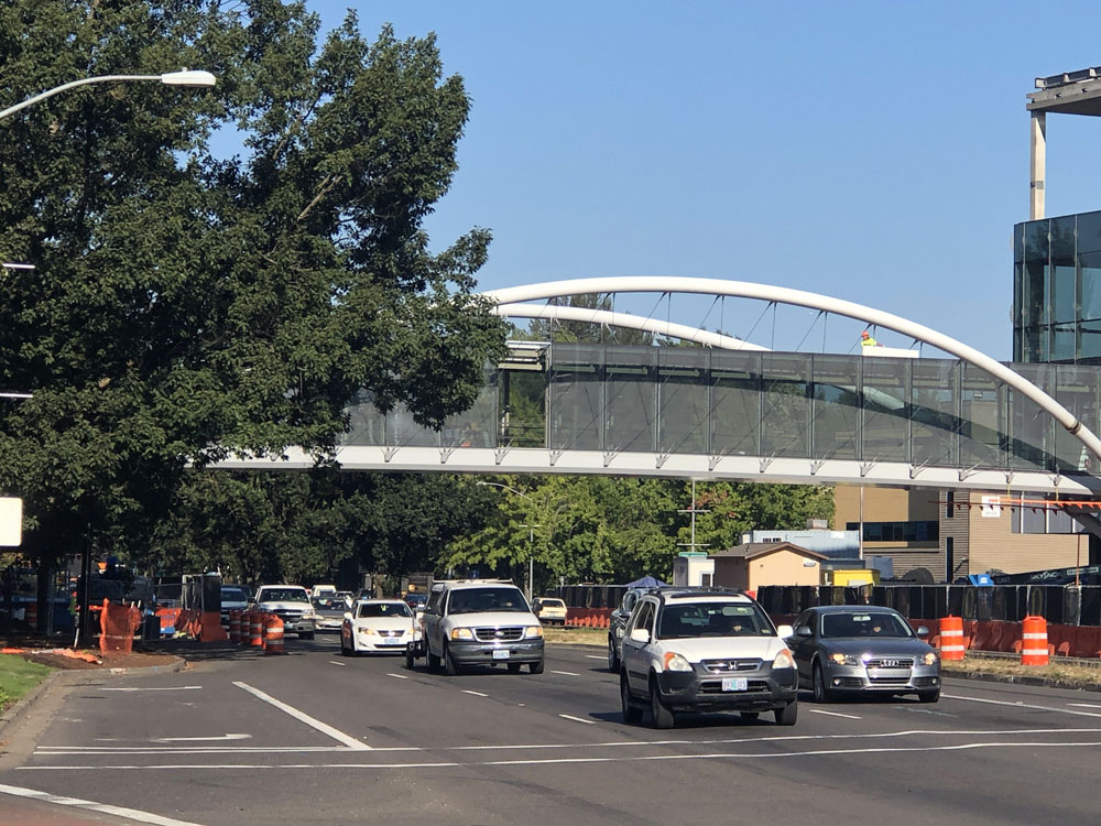 Curved Steel Sky Bridge at the Phil and Penny Knight Campus for Accelerating Scientific Impact