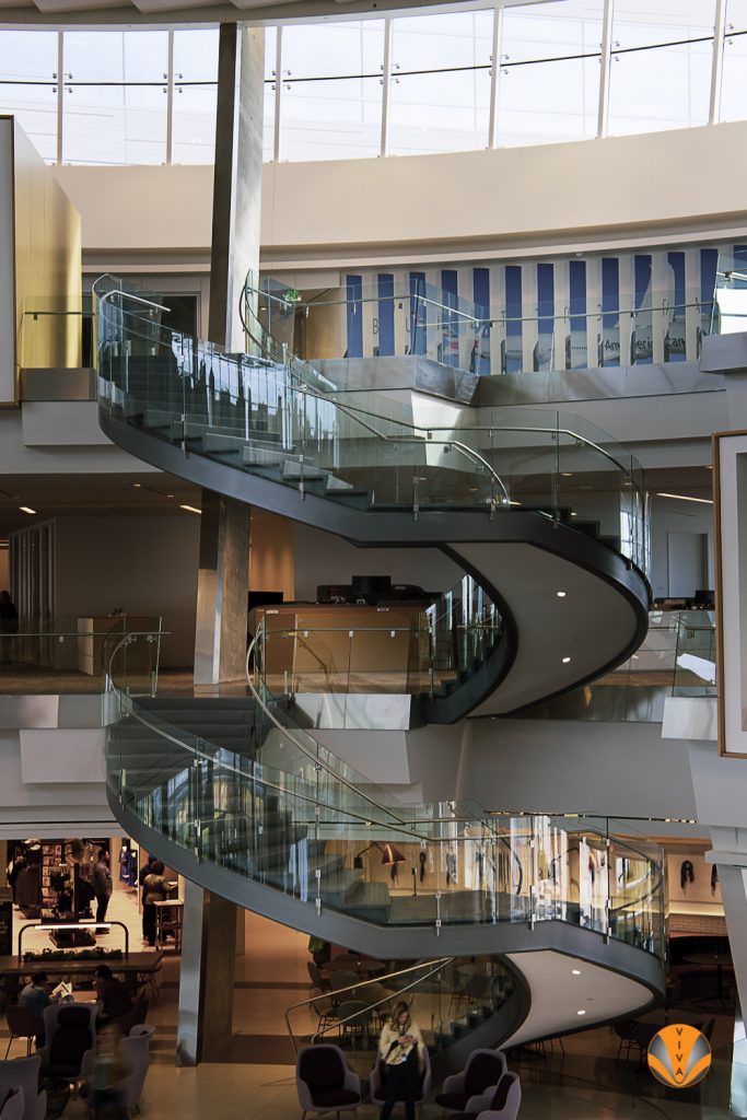 Curved Steel Circular Staircase for the New American Airlines Headquarters in Fort Worth, Texas