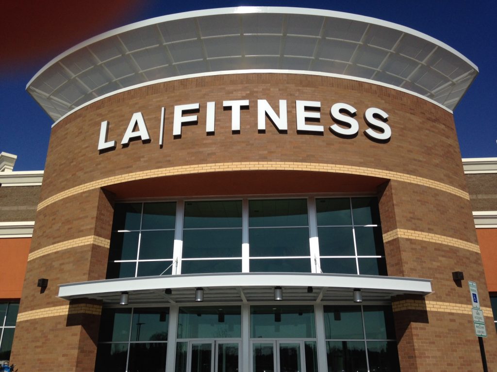Curved Steel Entry Canopy for LA Fitness in Tigard, OR