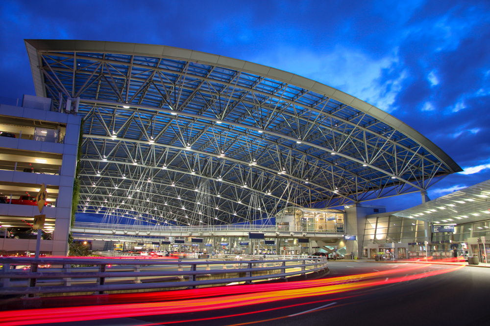Curved Steel Canopy at the Portland International Airport