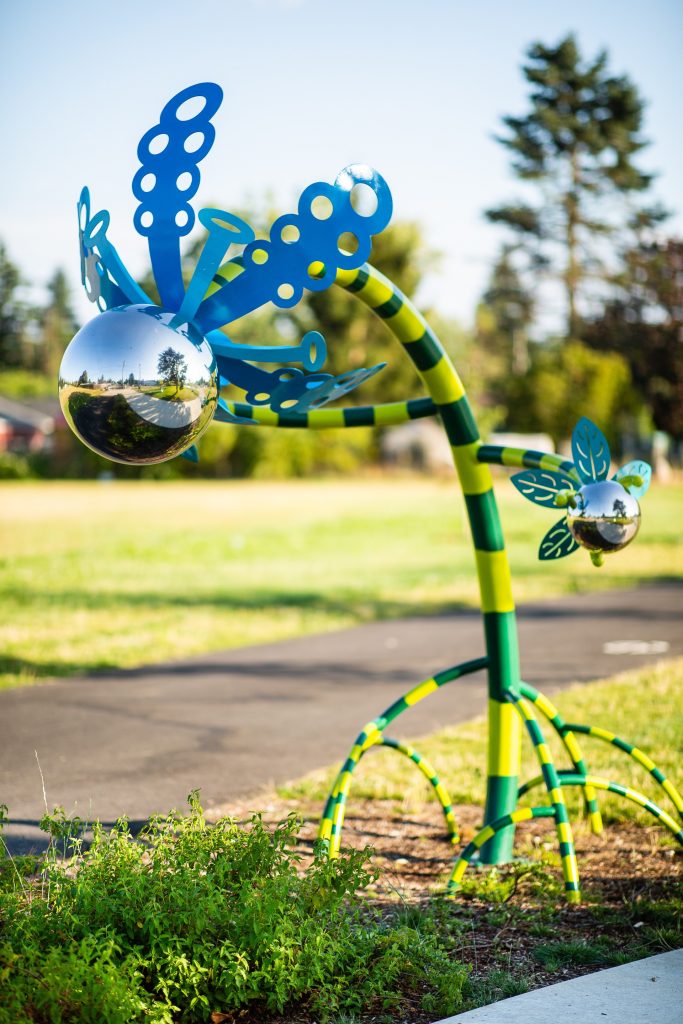 Curved Steel "Space Plants" on Display at Verdell Rutherford Park